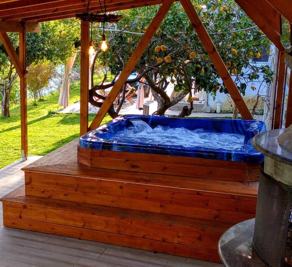 Apartamento The Elysian At Nicopolis Jacuzzi Nikopolis Exterior foto