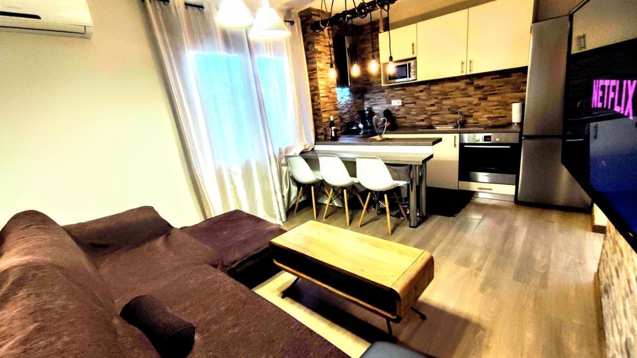 Apartamento The Elysian At Nicopolis Jacuzzi Nikopolis Exterior foto
