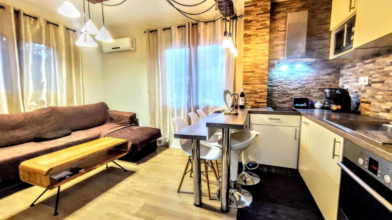 Apartamento The Elysian At Nicopolis Jacuzzi Nikopolis Exterior foto